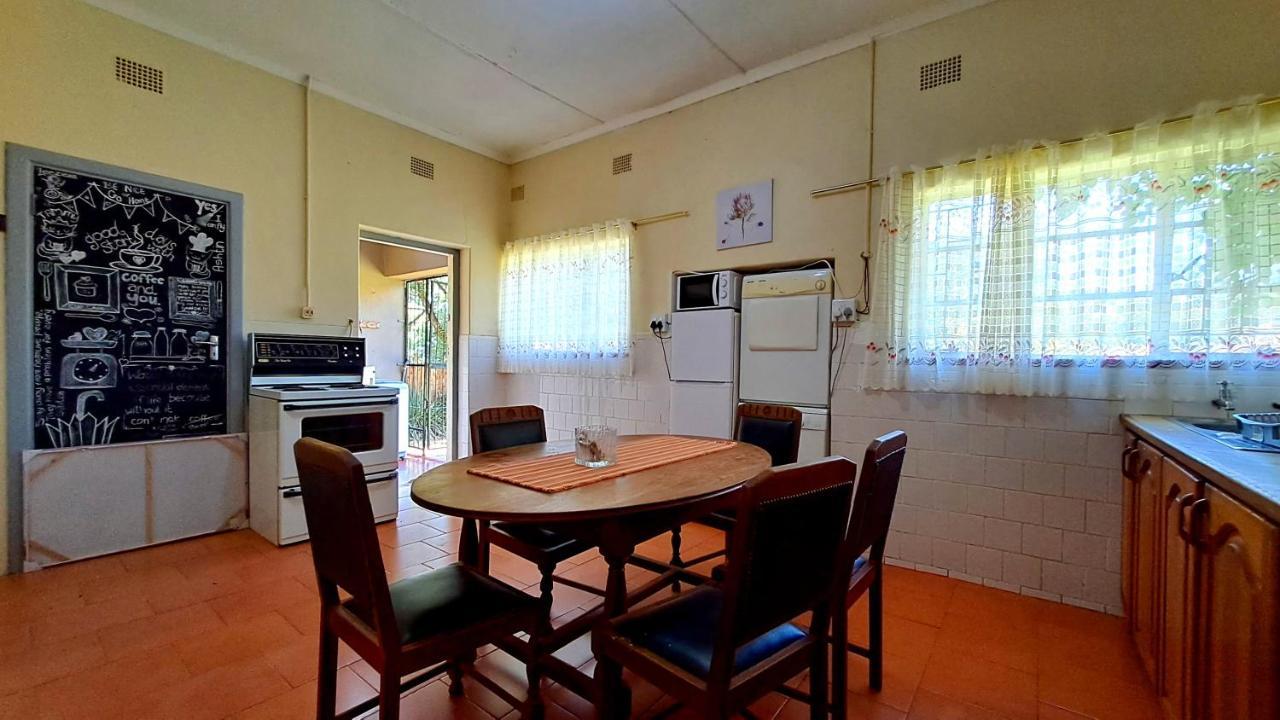 Pine Forest Cottage 萨比 外观 照片