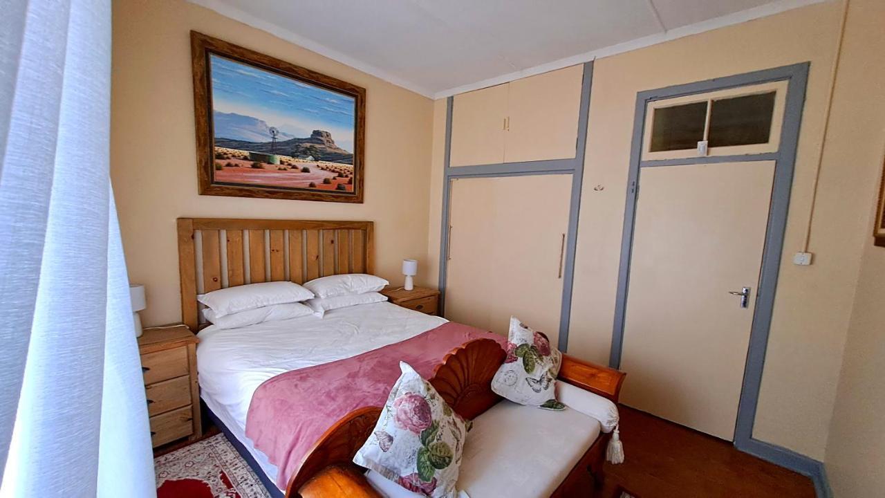 Pine Forest Cottage 萨比 外观 照片